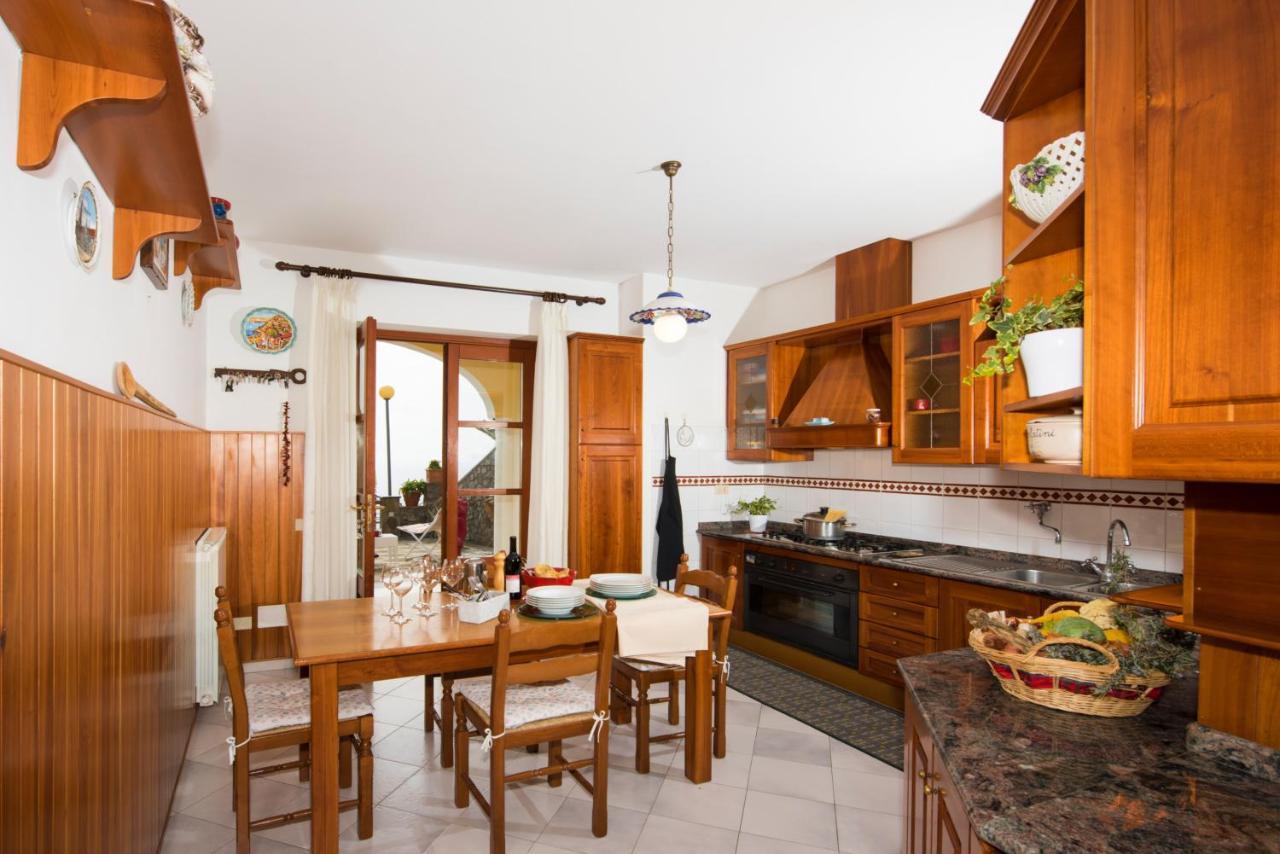 Villa Savina - Elegant Family Villa Overlooks Amalfi Coast - Ποζιτάνο Εξωτερικό φωτογραφία
